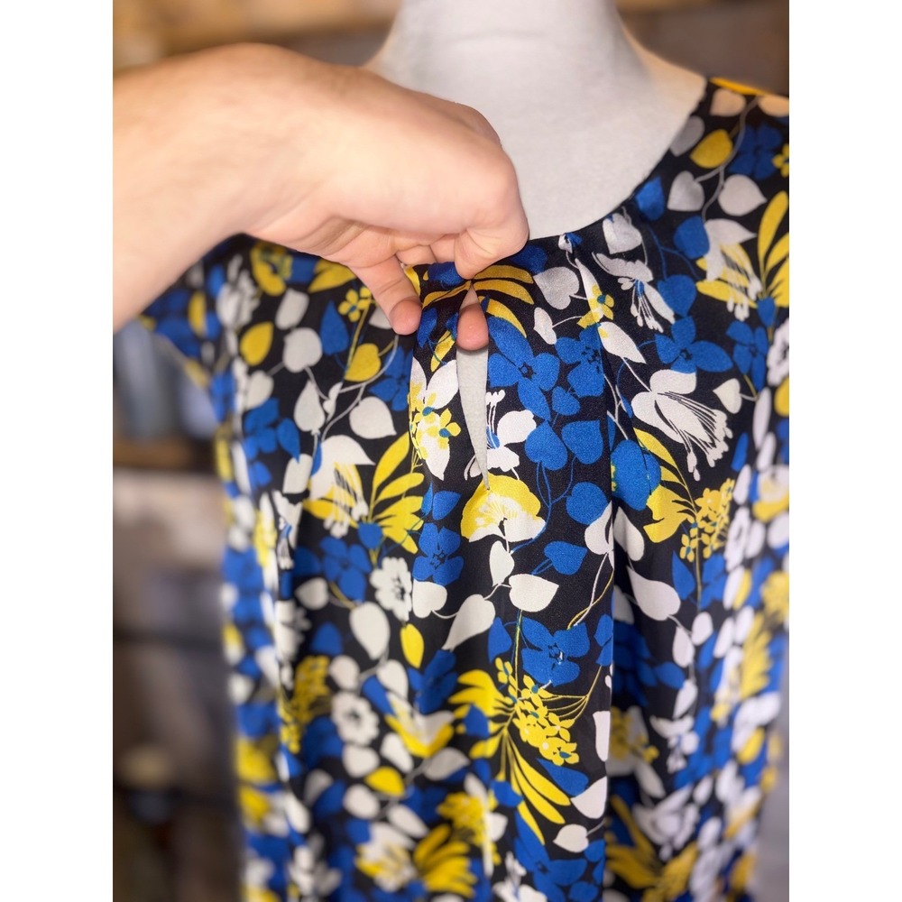 Kasper Women XL Blue Yellow Floral Pleated Cap Sleeve Blouse Top Keyhole Back - Picture 9 of 9